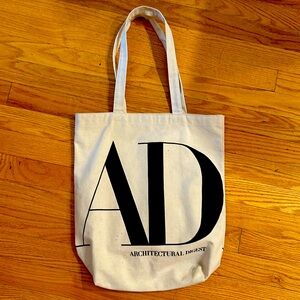 AD tote